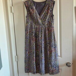 EUC Boden size 10 Limited Edition sleeveless V-neck dress 100% silk Poppy floral